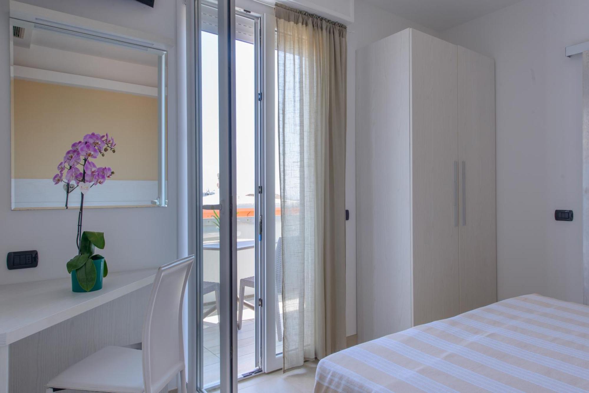 Hotel Sans Souci Rimini Exterior photo